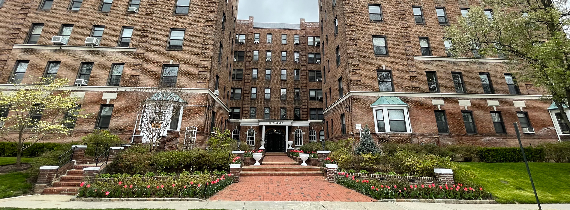 Great Neck Dental Arts | Ceramic Crowns, Dental Bridges and Sports Mouthguards